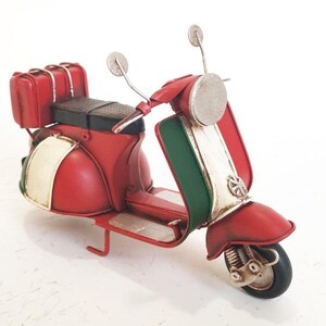 Toyhouse vespa price hotsell