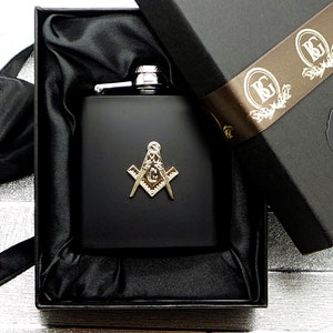 Freemason Hip Flask Spirit Whiskey Spirits Gift Boxed  Matte Black Gold Metal Crest Luxury Gifts any Lodge Brotherhood Masons Gift Masonic