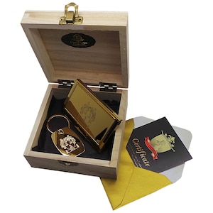 Familienname Wappen 24k Gold plattiert Schlüsselbund Schlüsselbund Geschäft Kreditkartenetui Luxus Geschenkbox Zertifikat individuell graviert Nachname Wappen