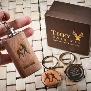 Bokser Bokser Personalizowany Drewniana Stalowa Srebrna Piersiówka Myśliwiec Brelok Brelok Niestandardowy Grawerowany Spirit Whiskey Spirit Piersiówka Pudełko Prezentowe Drewniane