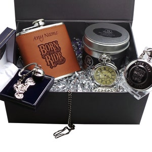 Biker Geschenke Hamper Personalisierte Taschenuhr Flachmann Motorcylce Helm Keychain Gravur Luxus Geschenkset Motorradfahrer Geschenkset