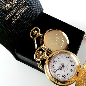 Bob Dylan signierte 24k vergoldete Taschenuhr Luxus-Geschenkbox mit Zertifikat Full Hunter Autogrammed Custom eingravierte personalisierte Nachricht