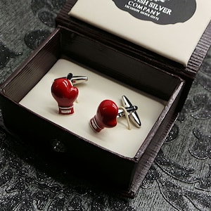 Guantoni da boxe Gemelli Set regalo di lusso per pugili Combattenti Appassionati di sport Placcati in argento in custodia di presentazione Premi Trofeo Gemelli