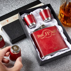 Petaca de cuero personalizada, set de regalo de 3 piezas, vasos de chupito de whisky con grabado personalizado, caja de regalo para padrinos de boda, acomodador, novio, boda