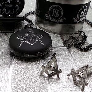 Freimaurer Taschenuhr Schwarzer Stahl und Kette Gravierte und Silber Masonic Manschettenknöpfe Luxus Benutzerdefinierte Gravur Geschenke Metall Geschenkkasten Geschenkset