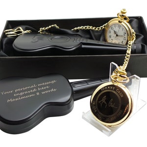 &quot;Personalisierte signierte Johnny Cash 24k Gold plattiert Taschenuhr UND Gitarren-Flachmann kostenlos graviert Luxus-Geschenk-Set &quot;&quot;Custom&quot;&quot; graviert inkl.&quot;