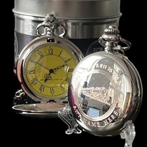 Reloj de bolsillo personalizado Flying Scotsman, locomotora de tren a vapor grabada a medida, regalo de lujo, caja de metal, juego de regalo, trenes
