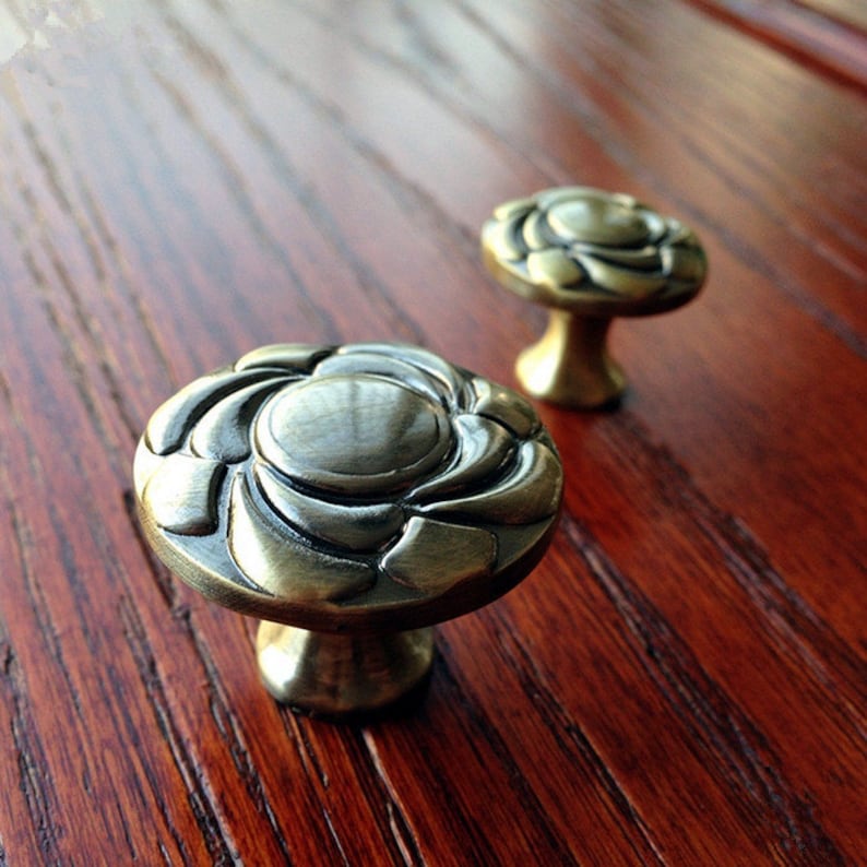 Vintage Antique Bronze Knobs Drawer Knob Dresser Knobs / Etsy