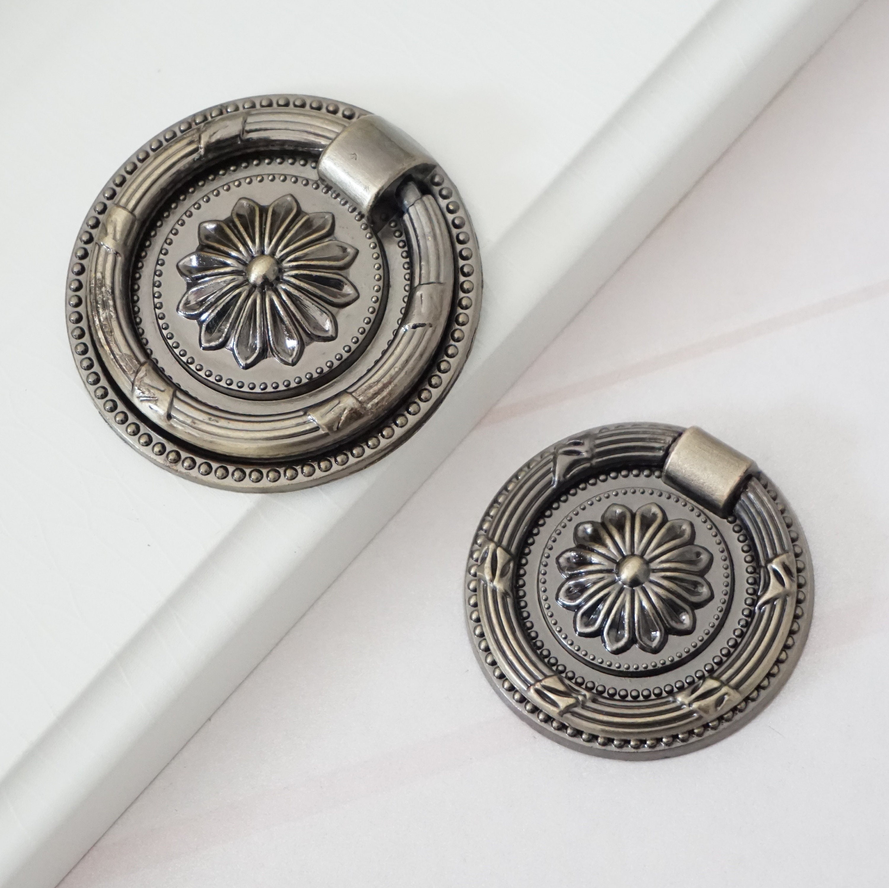 Antique Bronze Knobs Dresser Knob Drawer Knobs Pulls Handles Etsy