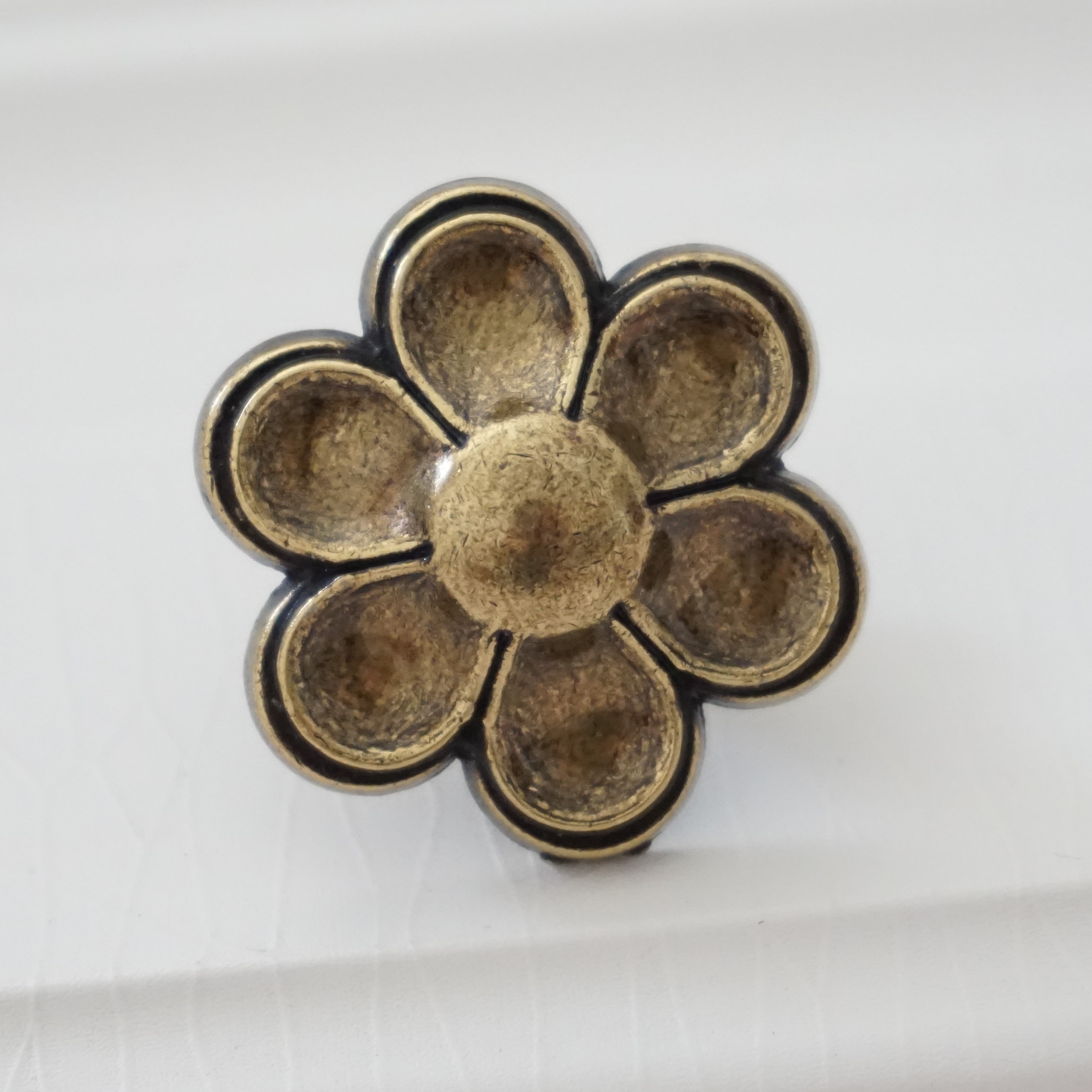 Antique Brass Dresser Knob Drawer Knobs Pulls Handles Flower Etsy