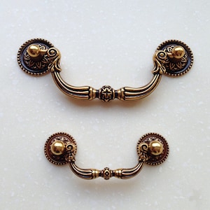 2.5" 3.75“ French Bail Dresser Drawer Pulls Handles / Antique Brass Drop Kitchen Cabinet Pull Handle Knobs Furniture Hardware 64 96MM