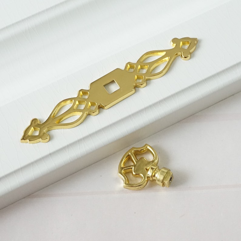 Unique Gold Dresser Knobs Handles Drawer Pulls Handles Knobs Back plate Kitchen Cabinet Handles Knobs Furniture Decor