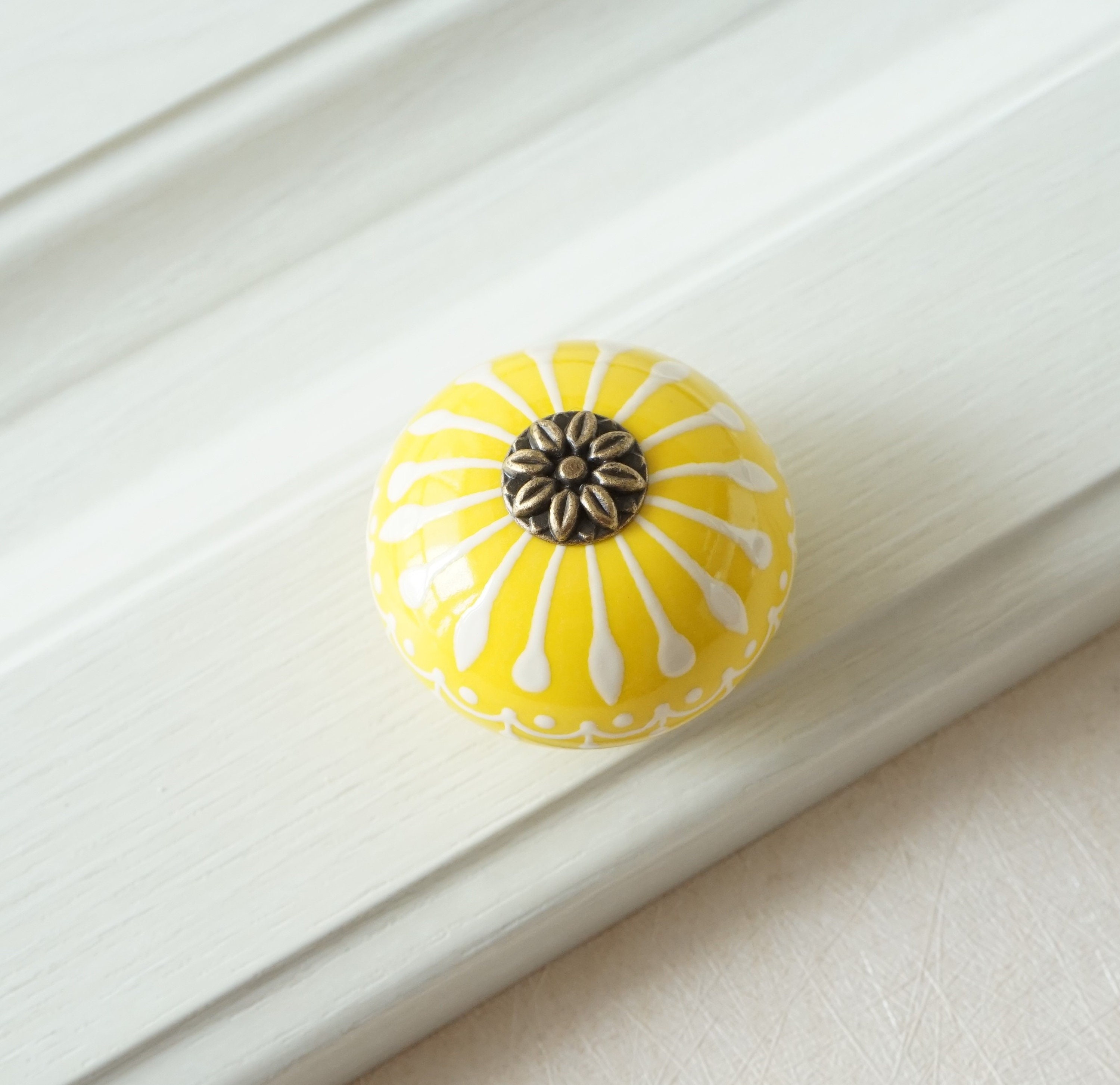 Cajón moderno tira perilla perilla de cerámica armario manijas | Etsy