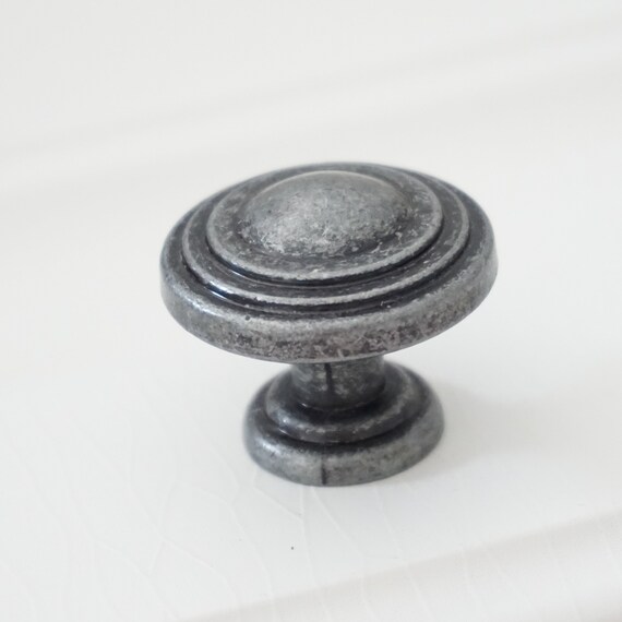 Antique Silver Pewter Kitchen Cabinet Door Knob Handle Dresser Knob Drawer Knobs Pulls Handles Rustic Furniture Decorative Knobs
