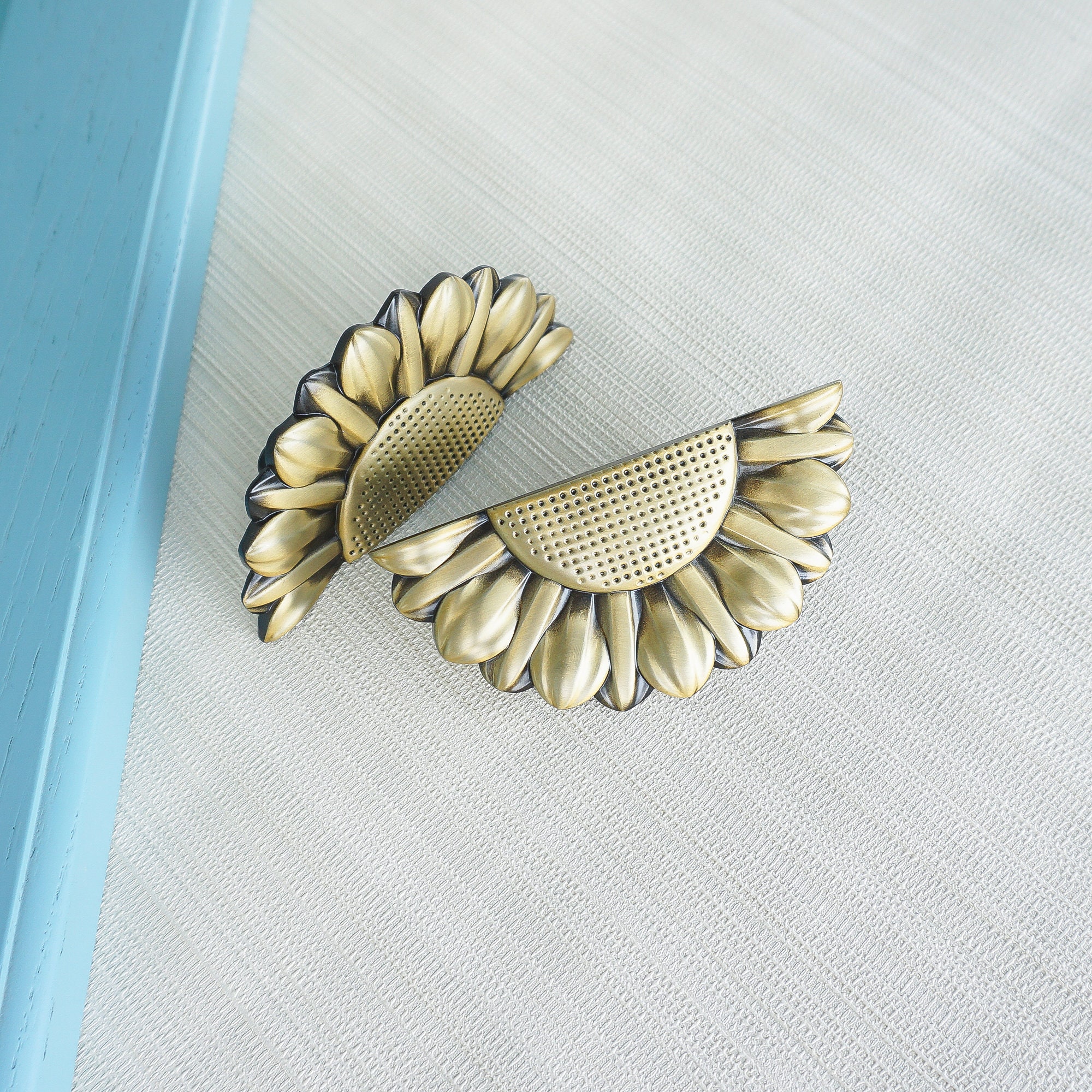Sunflower Drawer Knobs Pulls Handles Antique Bronze Unique Etsy