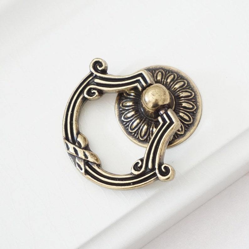 Antique Bronze Dresser Ring Knob Drawer Pulls Handles Knobs Cupboard Drop Pull Kitchen Cabinet Knocker Knob Pull Furniture Hardware