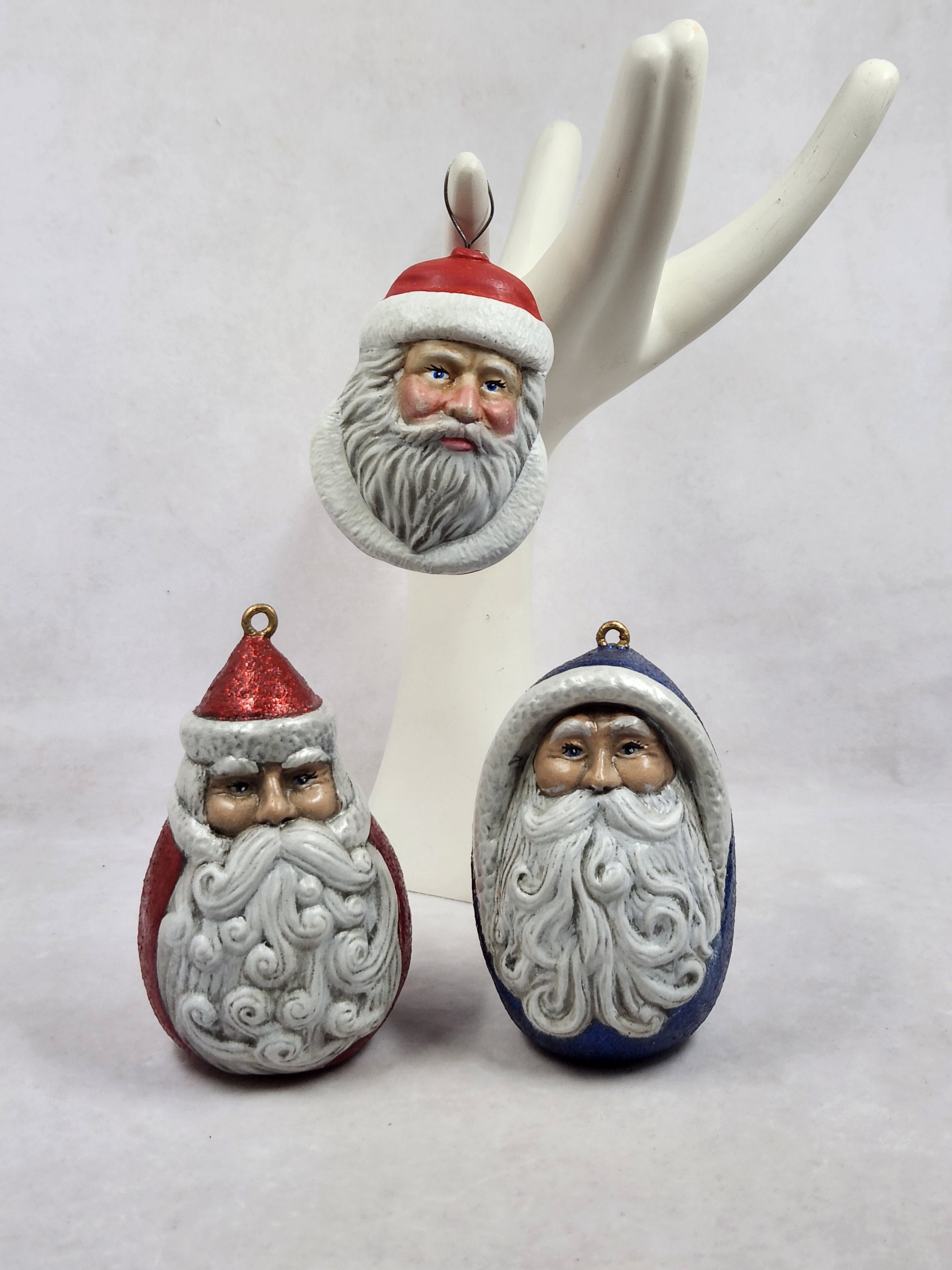 Ceramic Bisque Christmas ornament U-Paint ( Santa & Elf's ) (U-PAINT)
