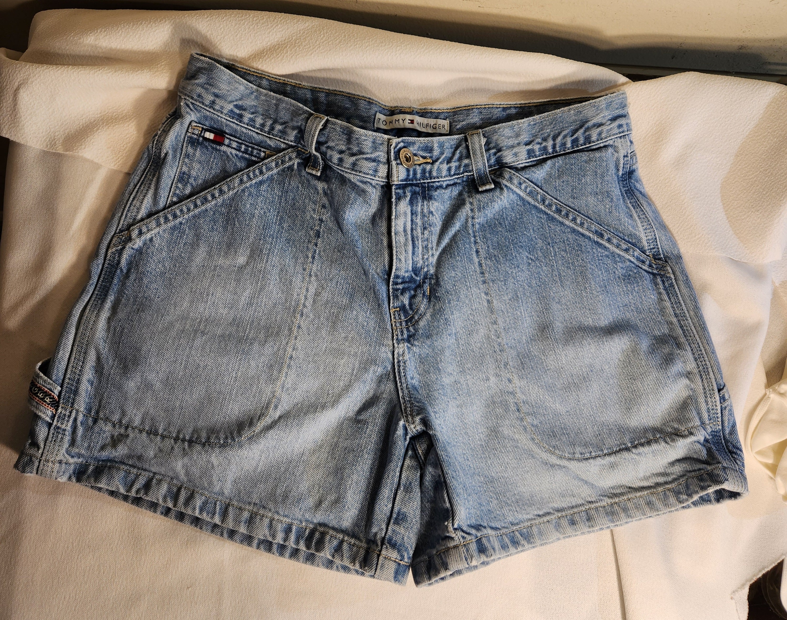 Relaxed Denim Carpenter Shorts Calvin Klein®