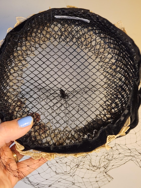 Vintage Pillbox Hat: Black & White Lace Veil, Union Made - Etsy display picture 3