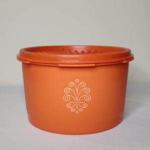 Vintage 1970s Tupperware Harvest Oranfe Four Cup Canister With Lid #1298