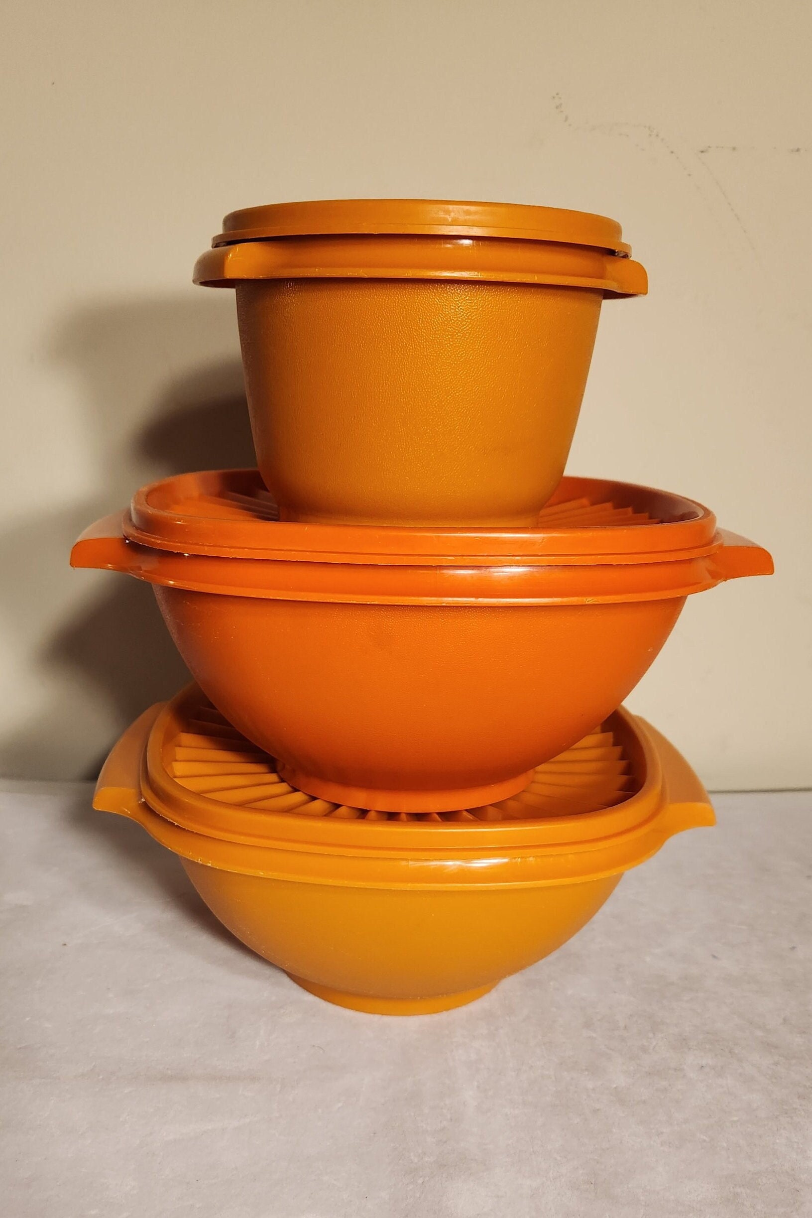 4 Vintage Tupperware 886 1323 Servalier Bowls Harvest Orange Yellow Avocado