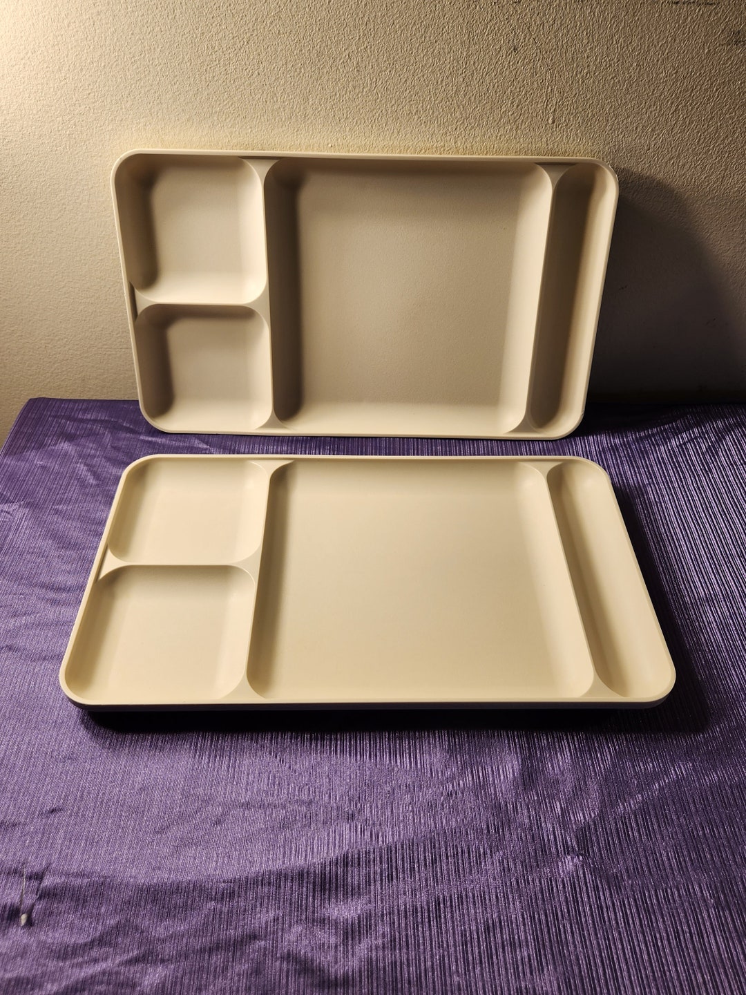 Two Vintage Tupperware Divided Food Trays 1535 Etsy