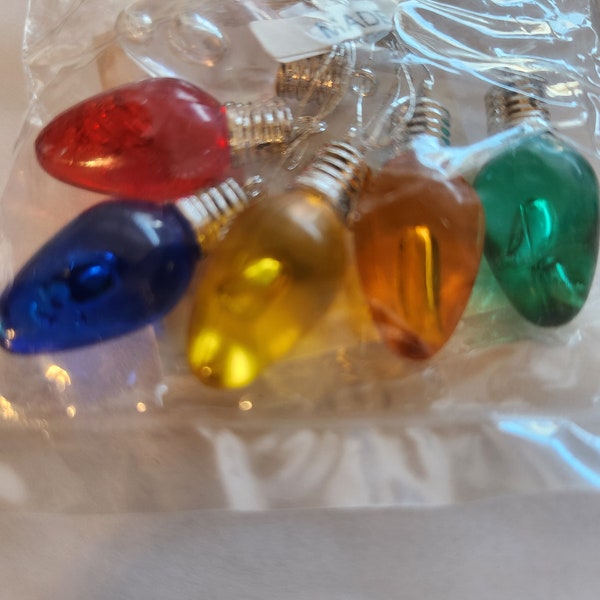 Vintage Santas Workbench 1" Miniature Christmas Light Bulb Ornaments (6 per pack)