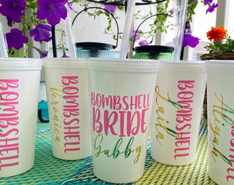 bach island bachelorette / 22oz stadium cups / custom names / bombshell bride island cups / tropical bach island cups / bachelorette villa