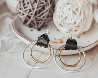 Brincos de argola dupla em couro e metal misto - Joia boho preta e marrom para presente