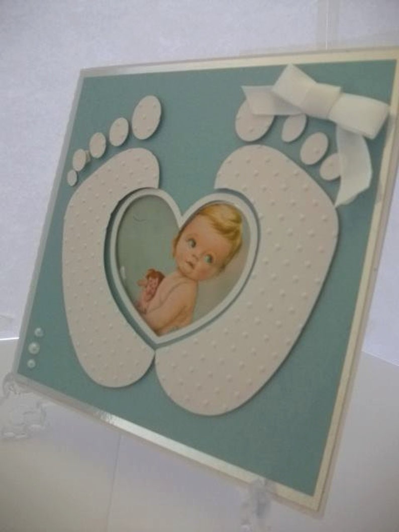 Free Free 256 Heart Newborn Baby Feet Svg SVG PNG EPS DXF File