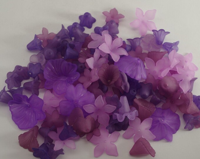 100 LUCITE FLOWER BEADS Mixed Flowers Lavender Purple Etsy