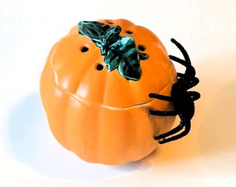 Halloween Ceramic Pumpkin Potpourri or Incense Cone Bowl with Spider - OOAK