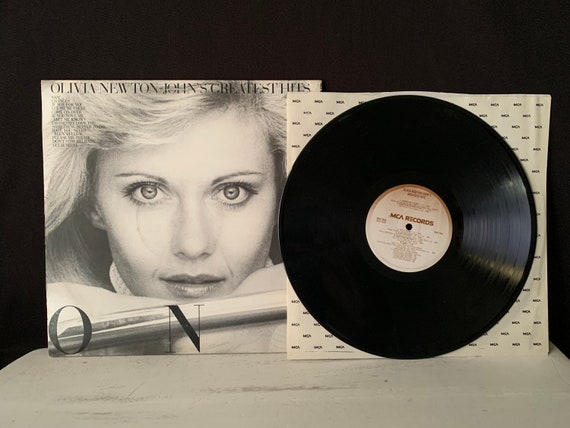 Vintage OLIVIA NEWTON John's “greatest Hits” Album With Gatefold