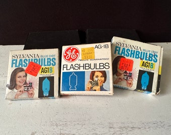 Vintage SYLVANIA and G.E. BLUE DOT Flashbulbs # AG1B - Boxes Sold Separately
