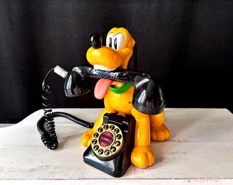 Vintage 2000 DISNEY’s PLUTO Push Button Talking/Animated Telephone That Works!