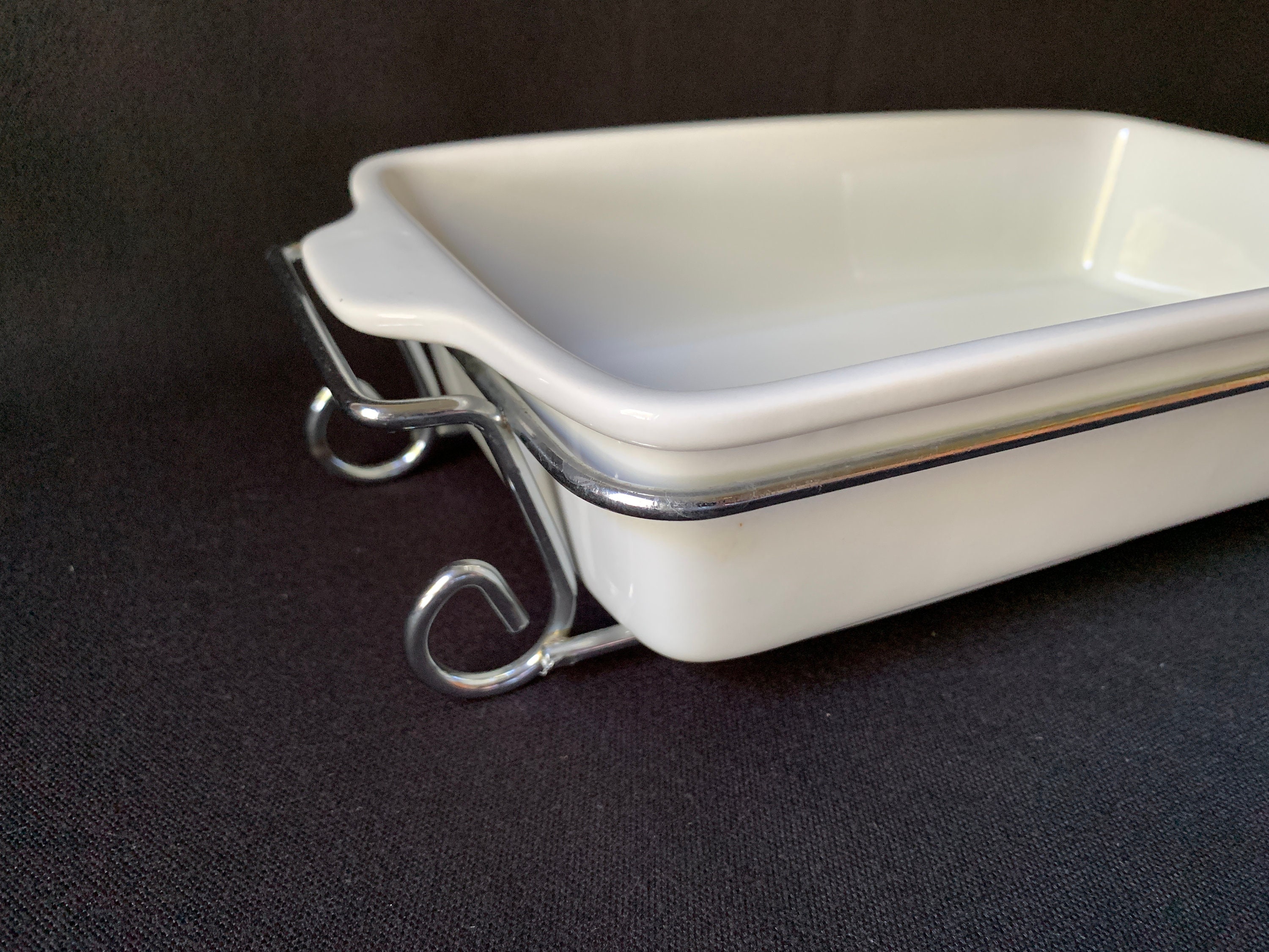 Casserole dish best sale metal