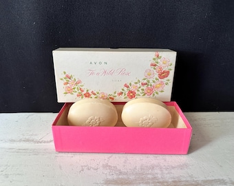 Vintage AVON “To A Wild Rose” Perfumed Soaps – Original Box