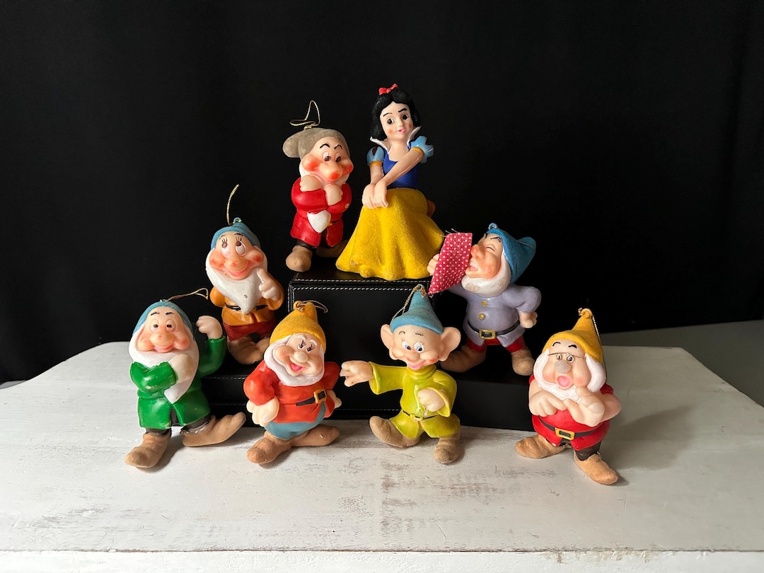 1970s Vintage SNOW WHITE and the Seven Dwarfs Plastic Flocked Ornament ...