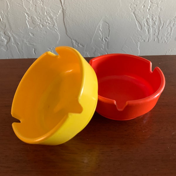 Vintage Mid Century Round MELAMINE ASHTRAYS, Orange and Yellow - Sold Separately