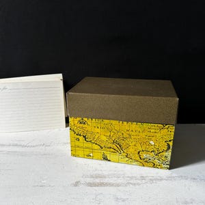 Vintage Ohio Art Co. Dose Index / Rezeptkarte Box - Weltkarte Thema