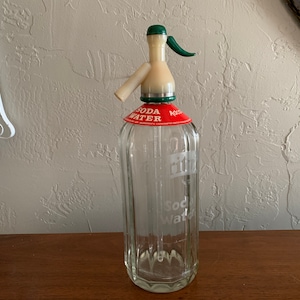 Vintage 1940s Clear Glass BRITVIC SELTZER Bottle W/ADCOCK’S Soda Water Hype On Bottle Neck