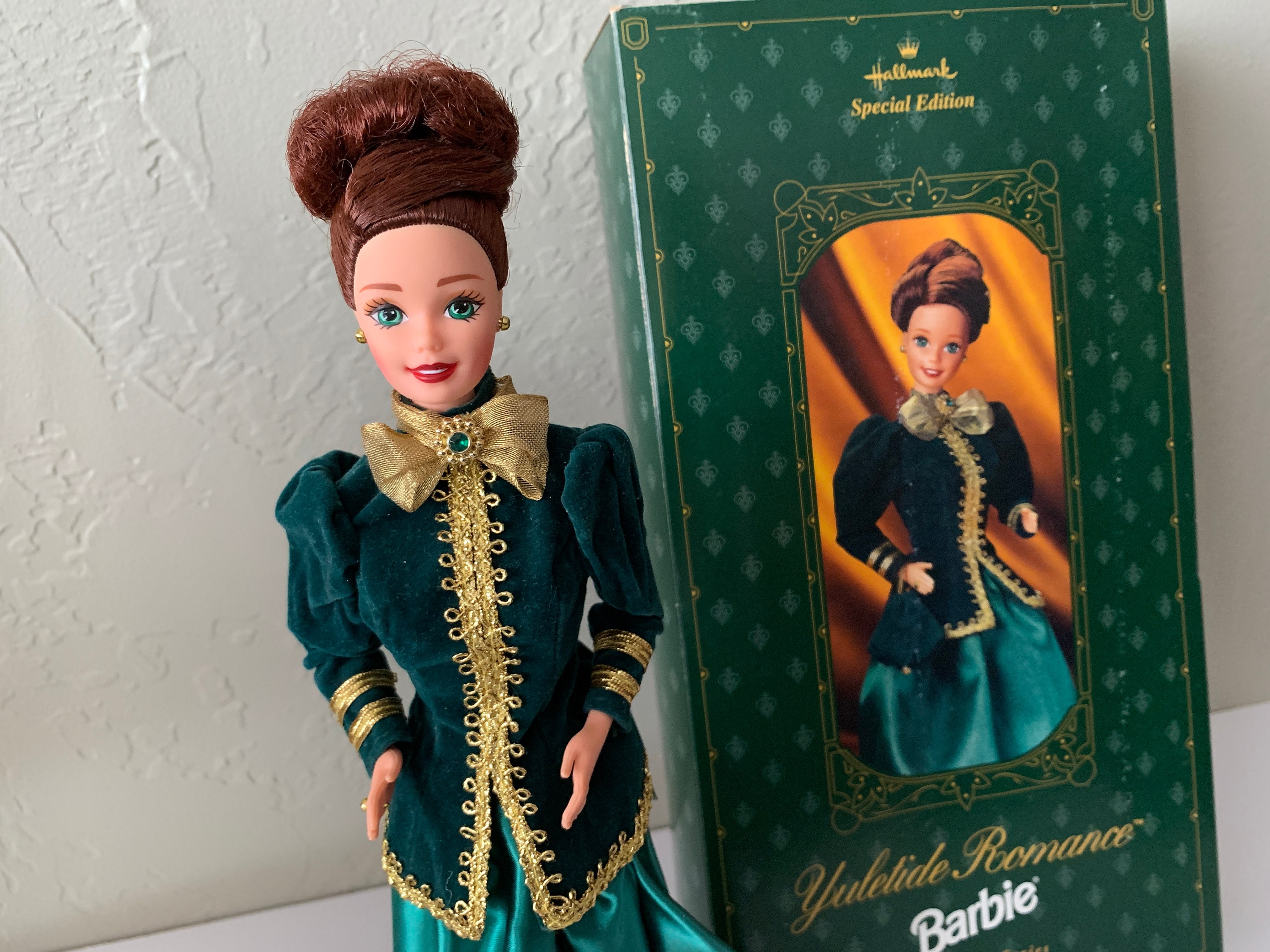 Cendrillon Barbie Doll Collector Edition 1996 Classic Blue Gown Original  Box New Condition Dress Crown Slippers Stand Children Series lcww -   France