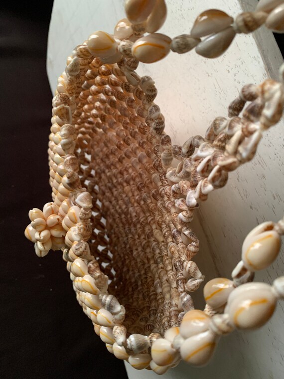 Vintage Filipino Cluster Seashell Shoulder Bag/Purse … Gem