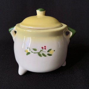 CALIFORNIA FARMHOUSE YELLOW Sugar Bowl with Lid (cracked)