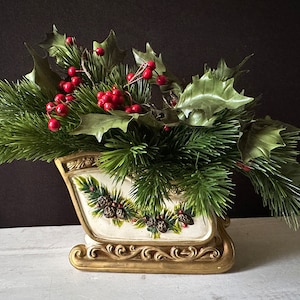 Vintage NAPCOWARE Pinecone Ceramic Christmas Sleigh Planter