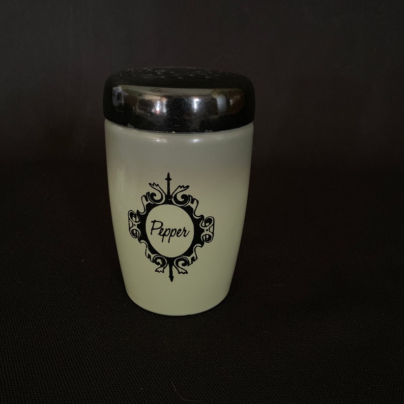 West Bend Aluminum Salt /& Pepper Shakers