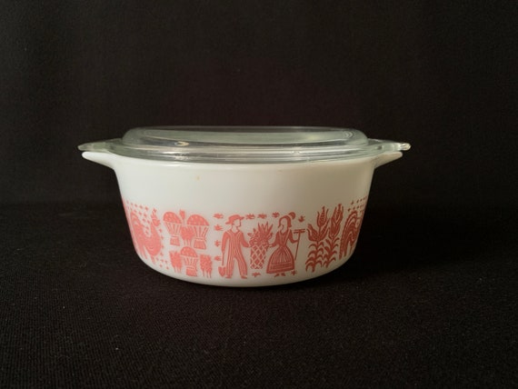 PYREX Amish Butterprint 4 Cup Storage Bowl White Graphics Limited