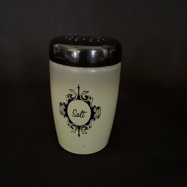 West Bend Aluminum Salt /& Pepper Shakers