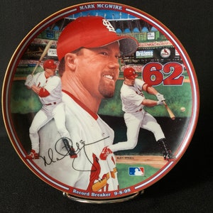 1998 Bradford Exchange Home Run Hero Mark McGwire 9-8-98 Commemorative Plate