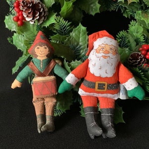 Hallmark Cards - Vintage SANTA e DRUMMER BOY Cloth Fabric Doll Toys Lotto di 2